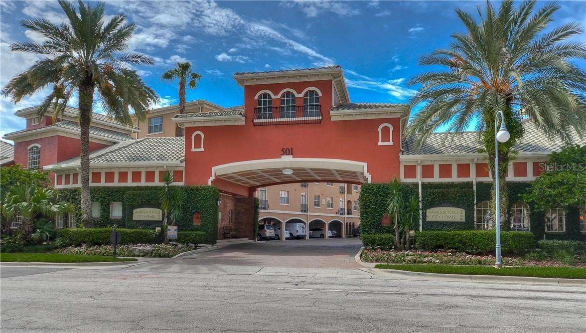 501 Knights Run Ave. #2214, Tampa, FL 33602