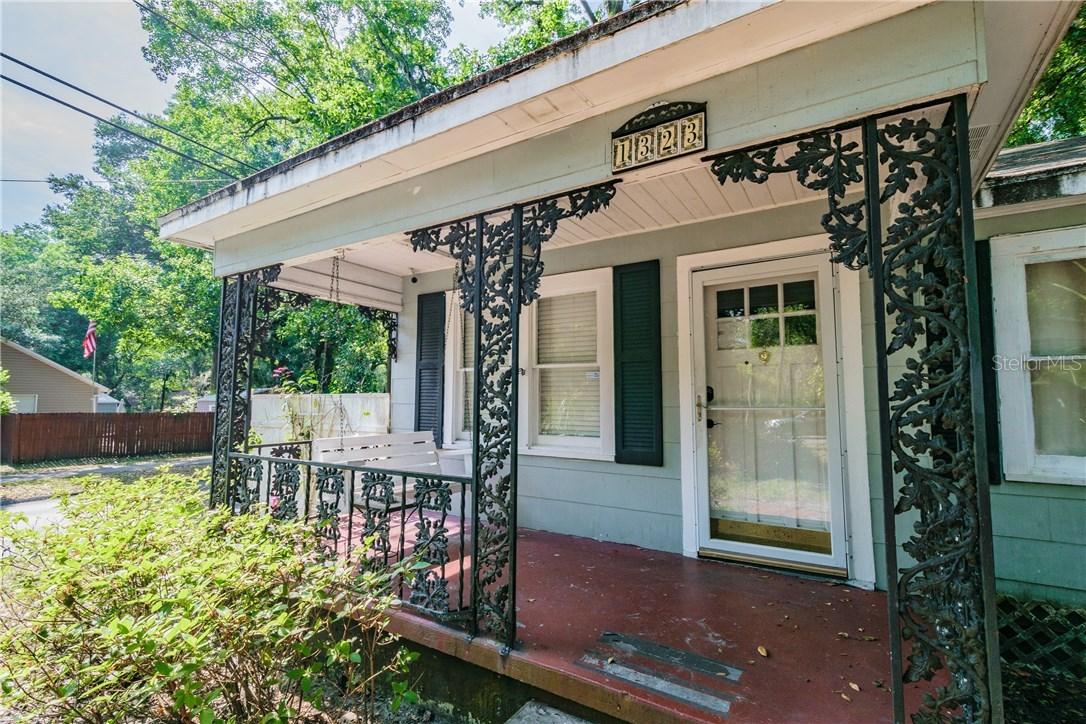 1323 E Norfolk St., Tampa, FL 33604