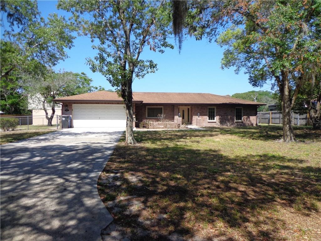 18518 Barton Dr., Lutz, FL 33549