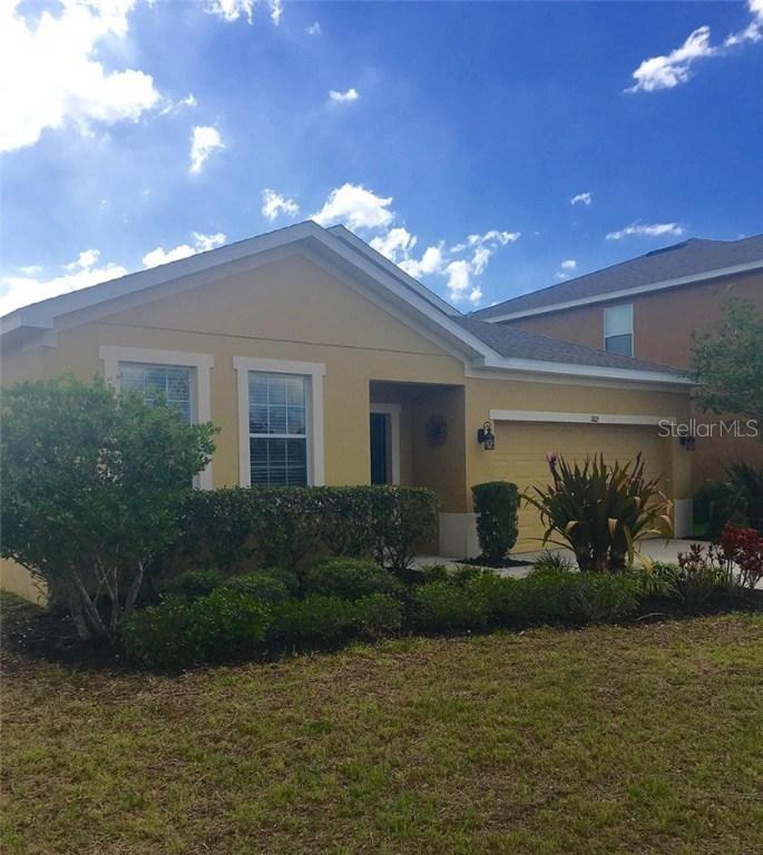 1102 Lauren Manor Loop, Ruskin, FL 33570