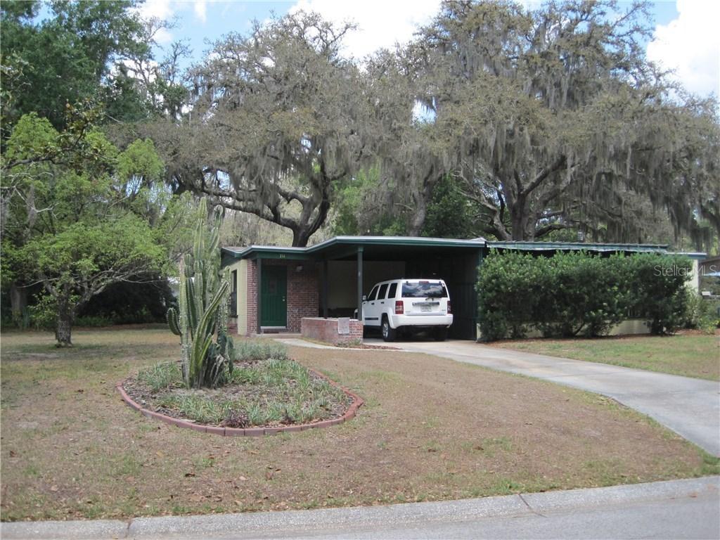 711 Aberdeen Cir., Temple Terrace, FL 33617