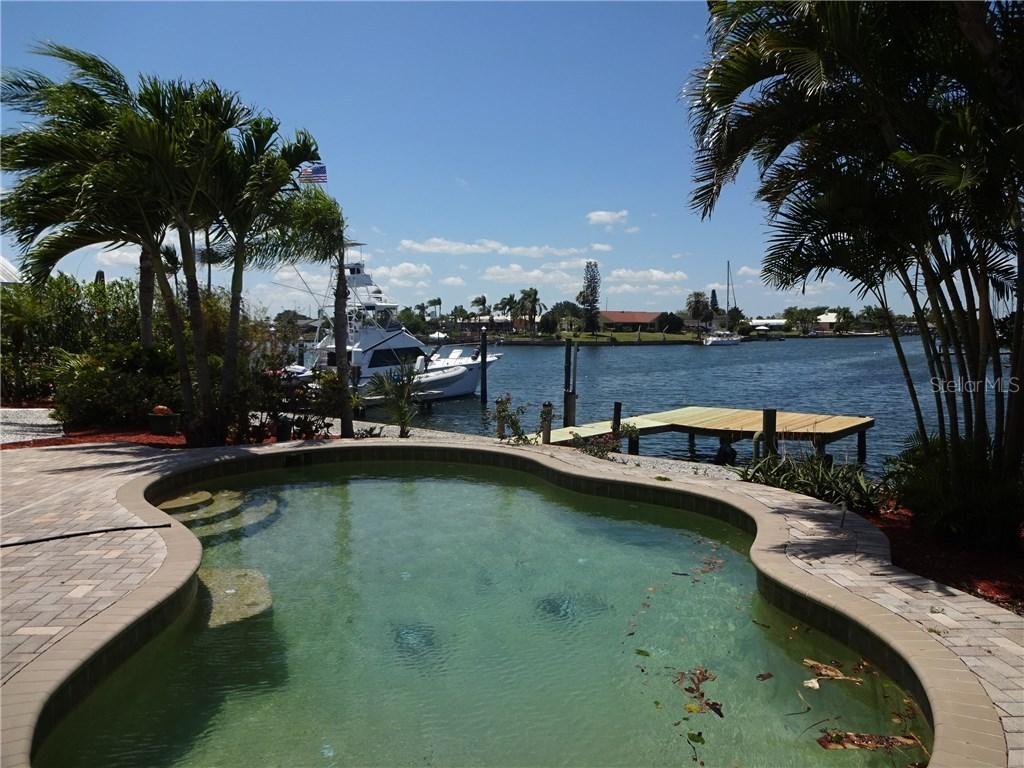 6446 Lake Sunrise Dr., Apollo Beach, FL 33572