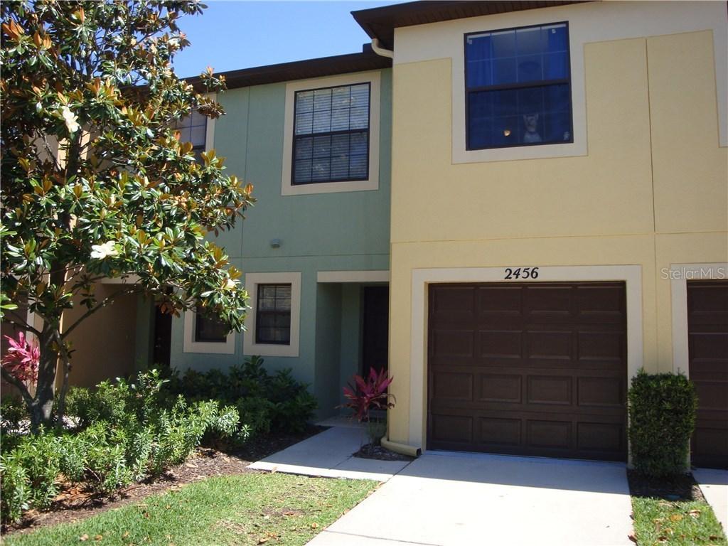 2456 Edgewater Falls Dr., Brandon, FL 33511