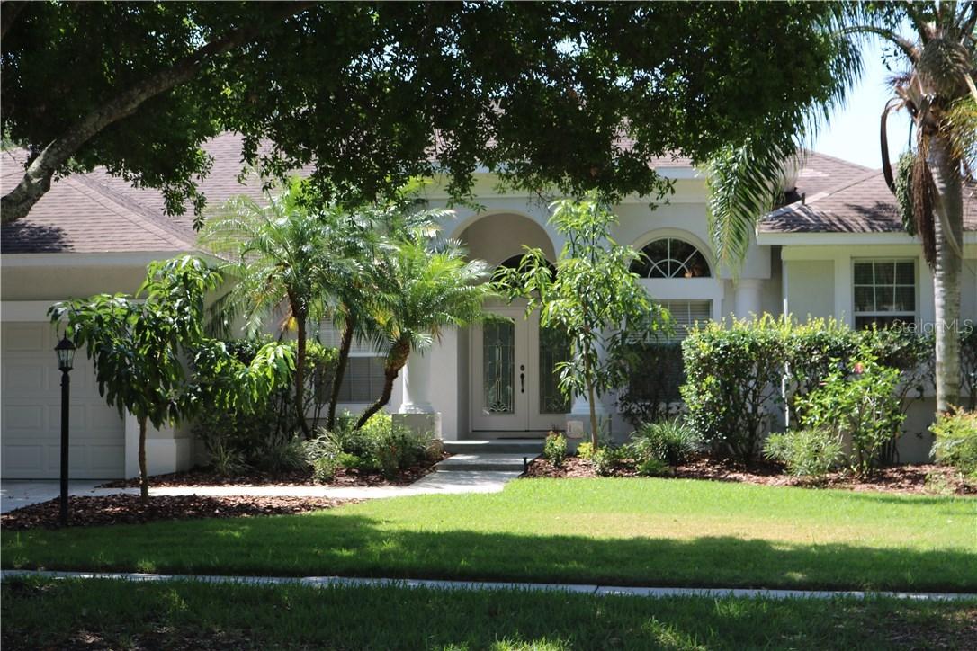 3909 Valrico Grove Dr., Valrico, FL 33594