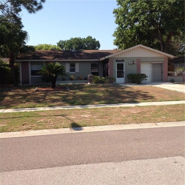 2213 Whitney Pl., Valrico, FL 33594