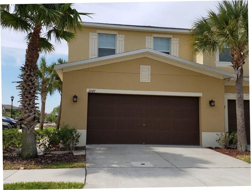 2047 Hawks View Dr., Ruskin, FL 33570