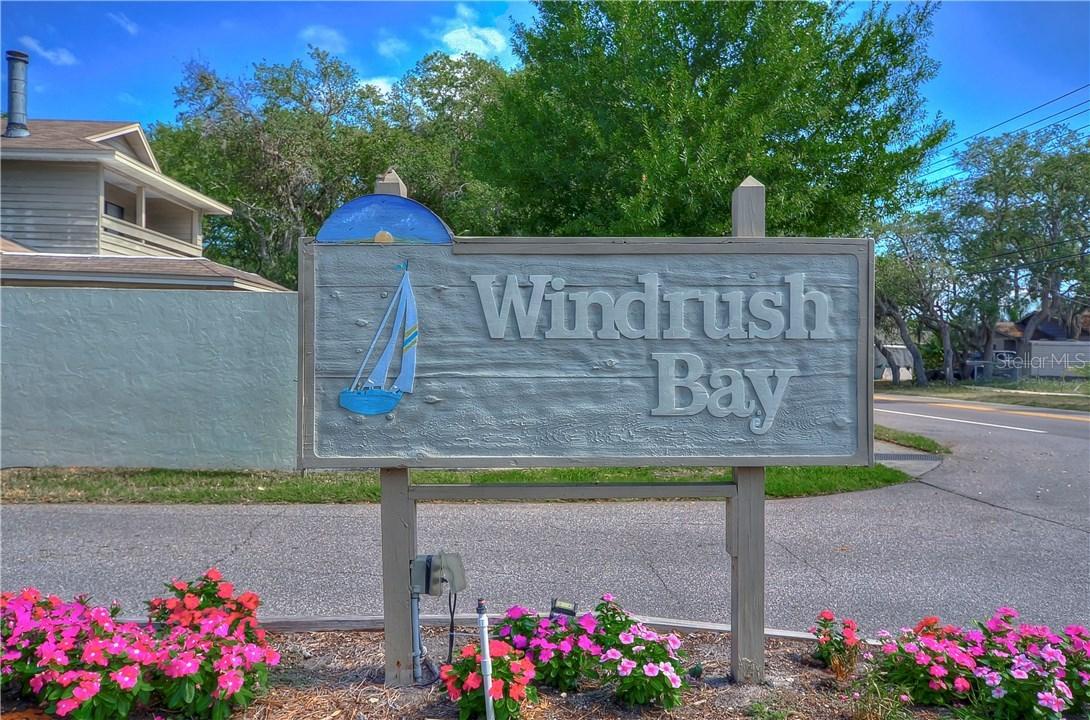 603 Windrush Bay Dr., Tarpon Springs, FL 34689