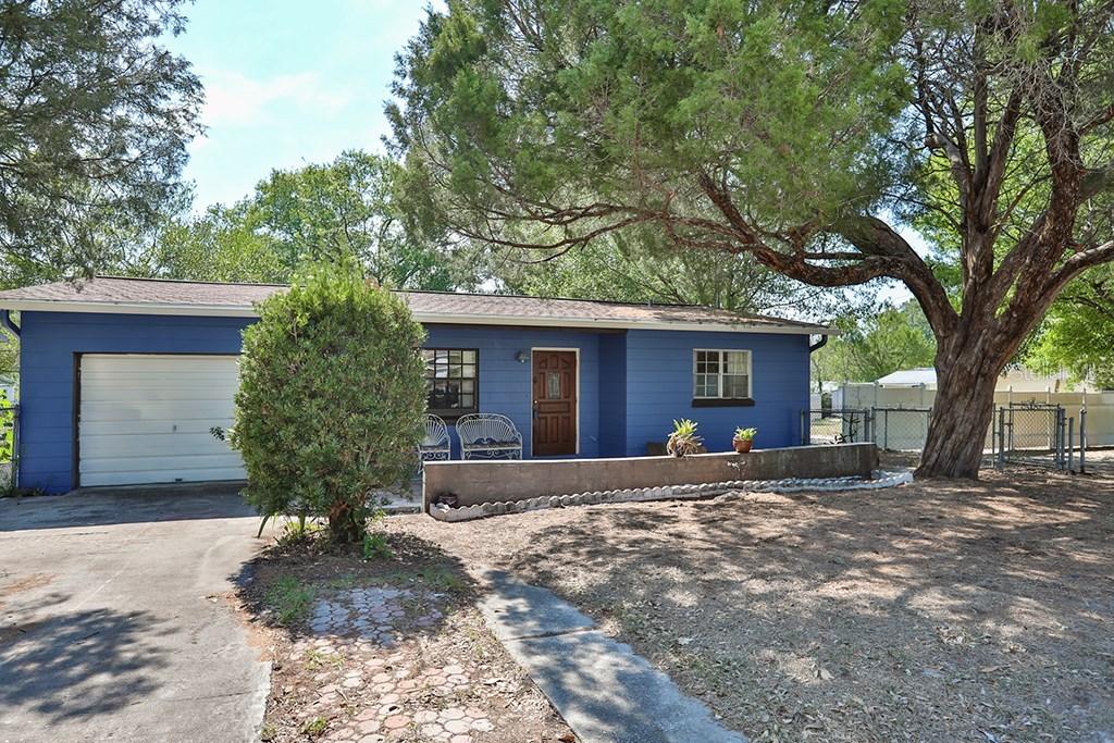 9614 N 55th St., Temple Terrace, FL 33617