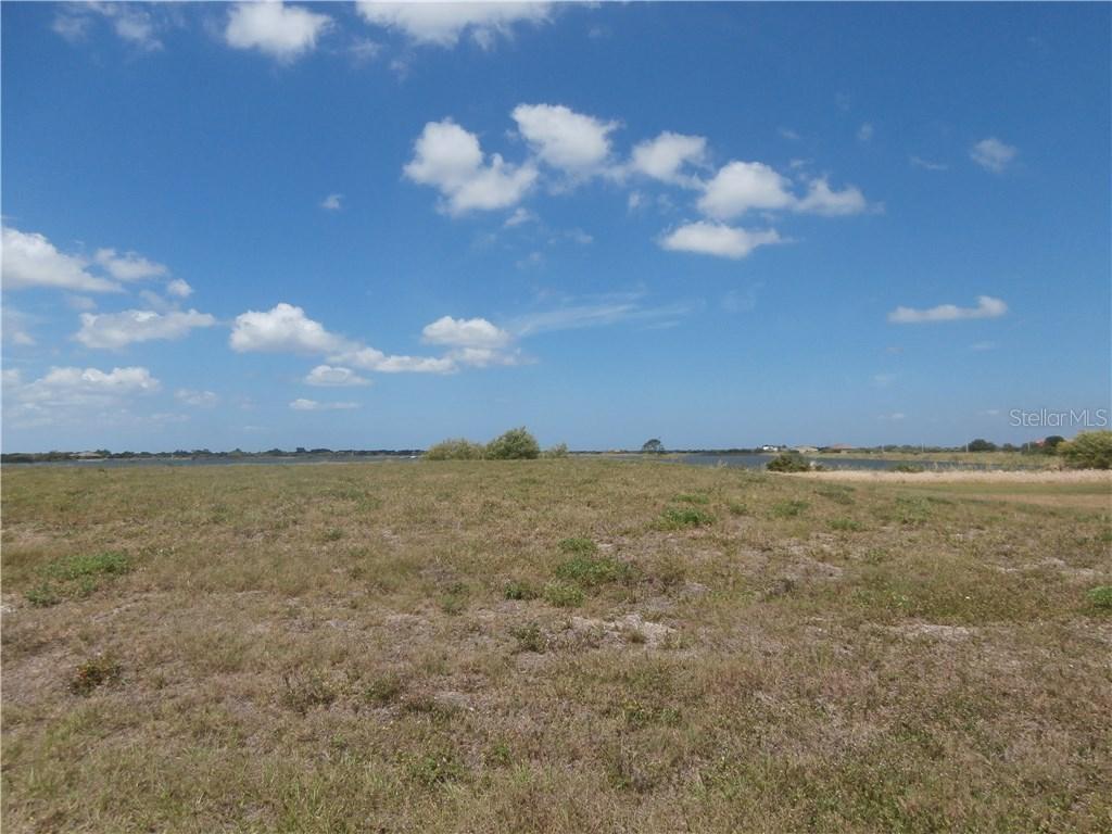 Lost River Tr., Ruskin, FL 33570