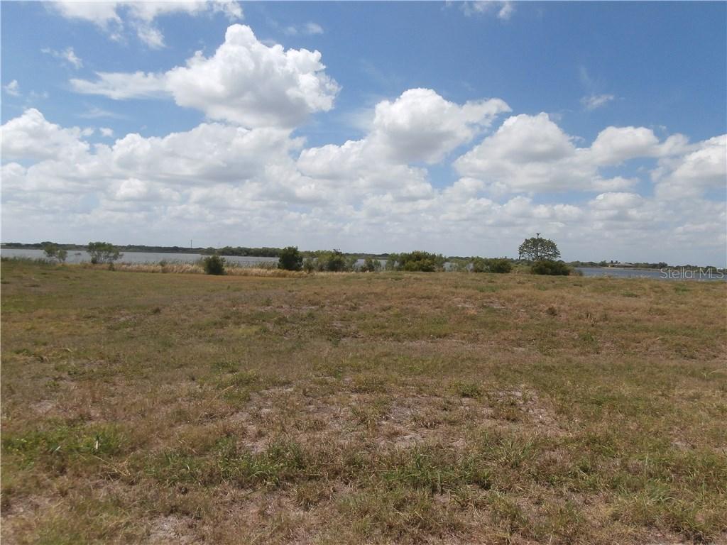 3328 Gulf City Rd., Ruskin, FL 33570