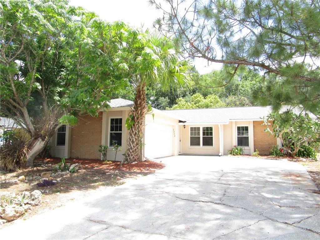 2202 Lauren Cir., Brandon, FL 33510