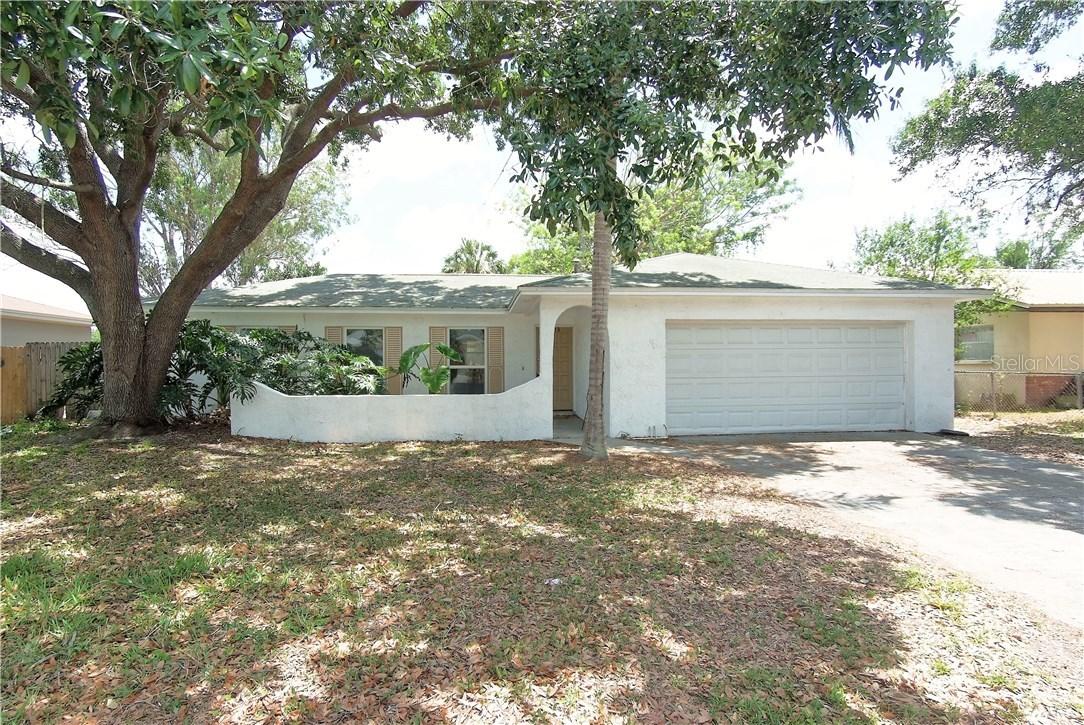 623 Barkfield St., Brandon, FL 33511