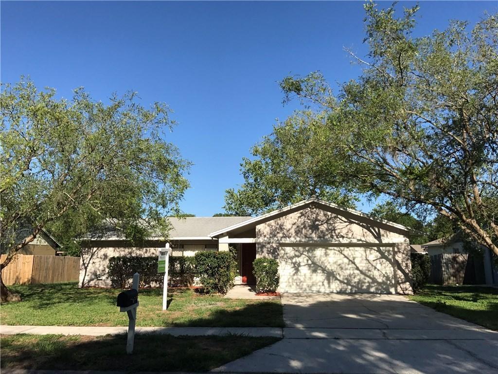 17812 Cranbrook Dr., Lutz, FL 33549