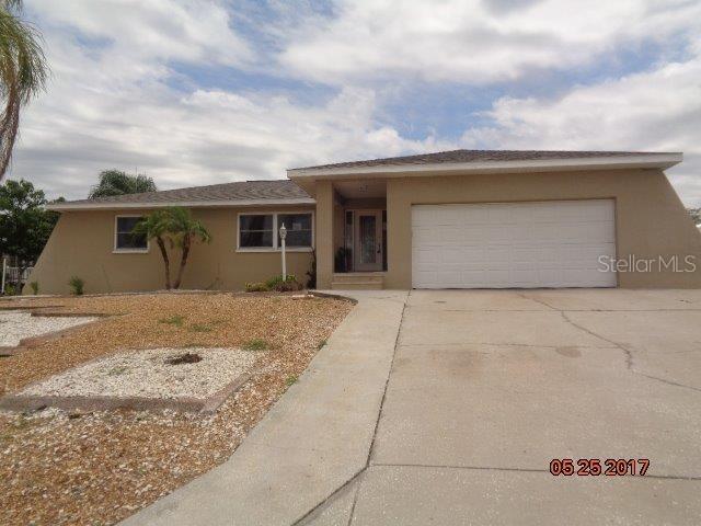 818 Eagle Ln., Apollo Beach, FL 33572