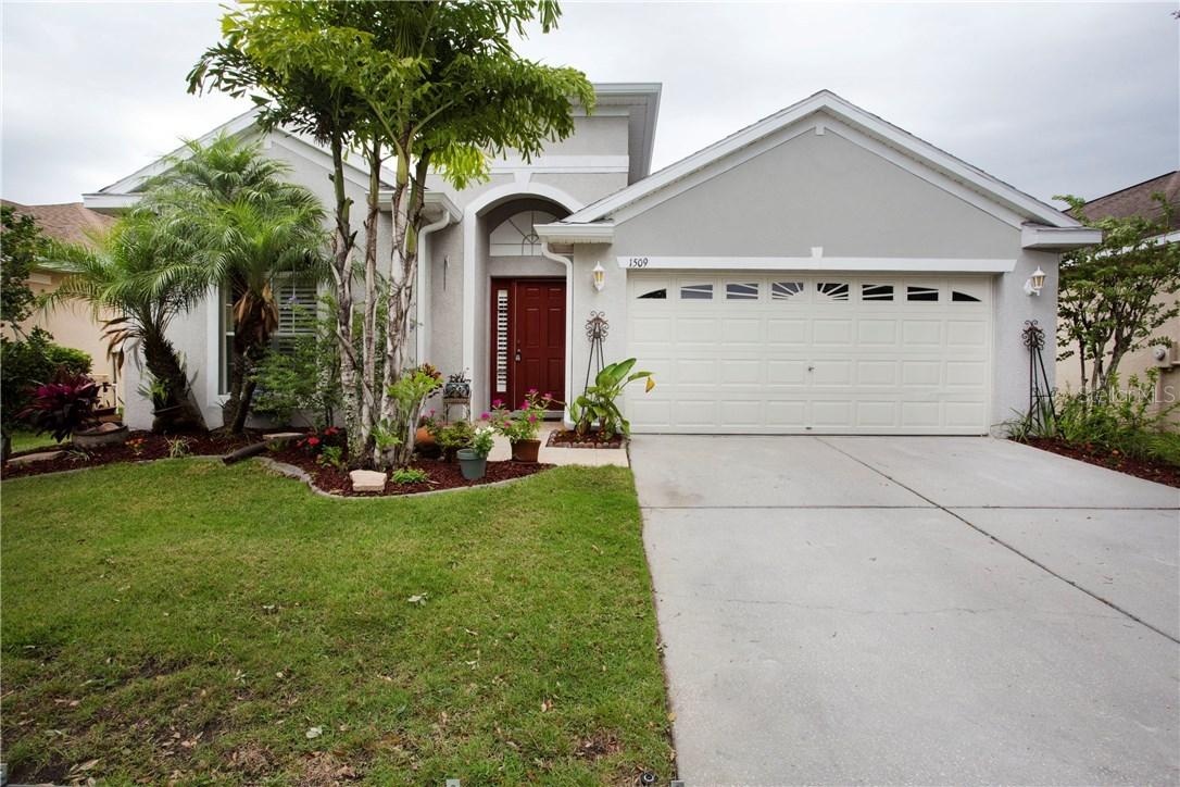 1509 Emerald Hill Way, Valrico, FL 33594