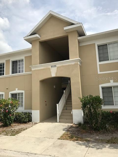 9523 Grovedale Cir. #201, Riverview, FL 33578