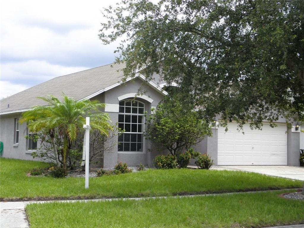 9402 Chart House Ct., Riverview, FL 33578