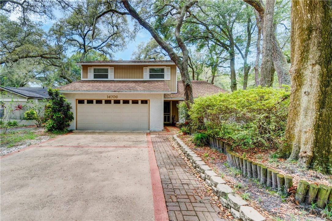 14706 Oak Vine Dr., Lutz, FL 33559
