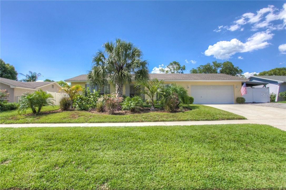 412 Dewolf Rd., Brandon, FL 33511