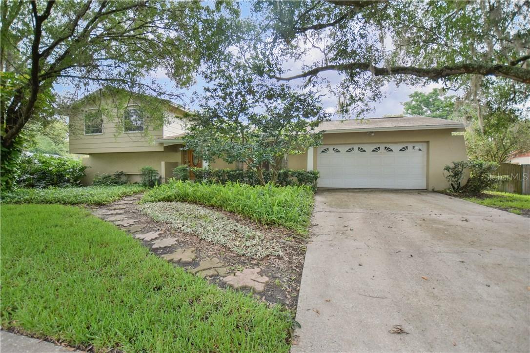 2309 Cherry Ridge Ln., Brandon, FL 33511