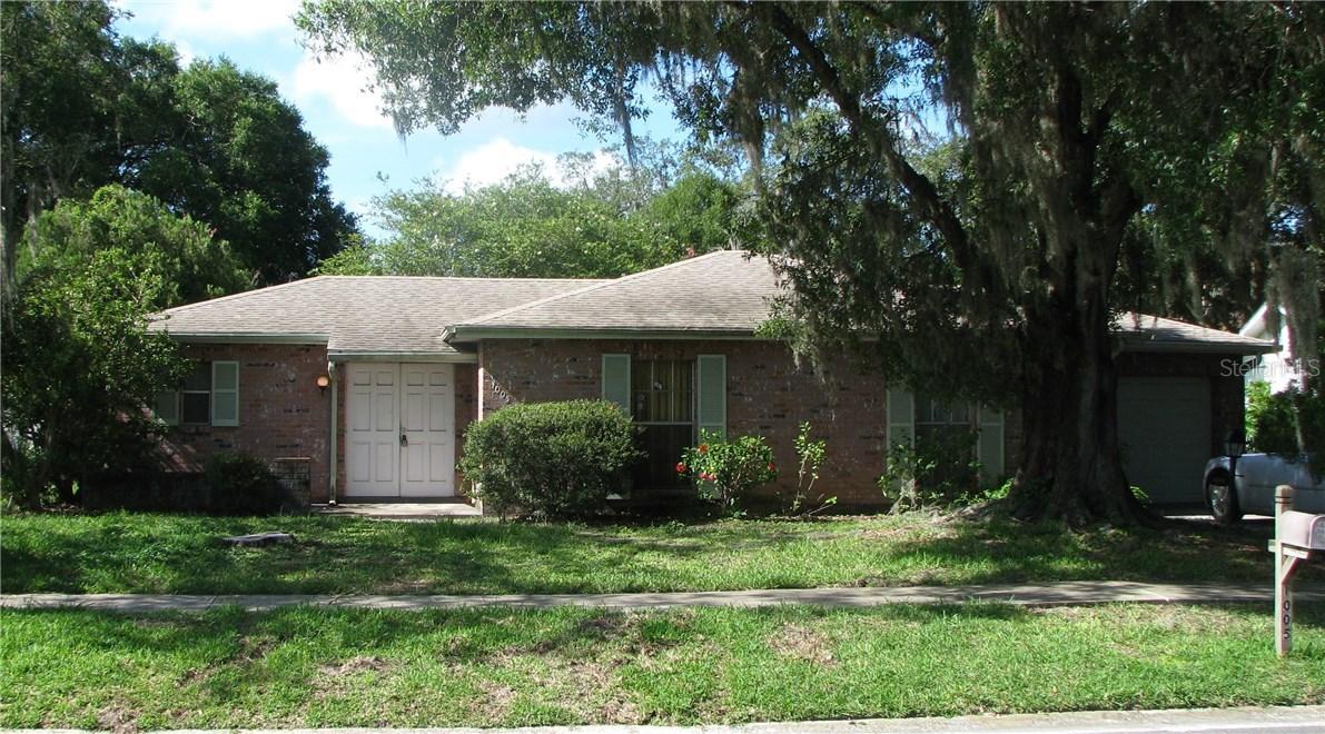 1005 Greenbriar Dr., Brandon, FL 33511