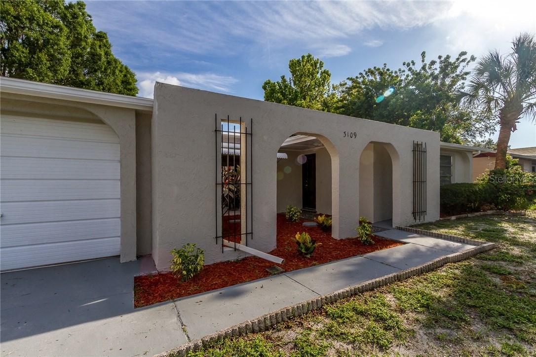 3109 Lloyd Dr., Holiday, FL 34691