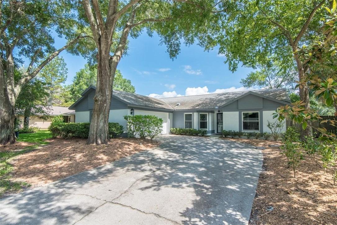 17534 Shadyside Cir., Lutz, FL 33549