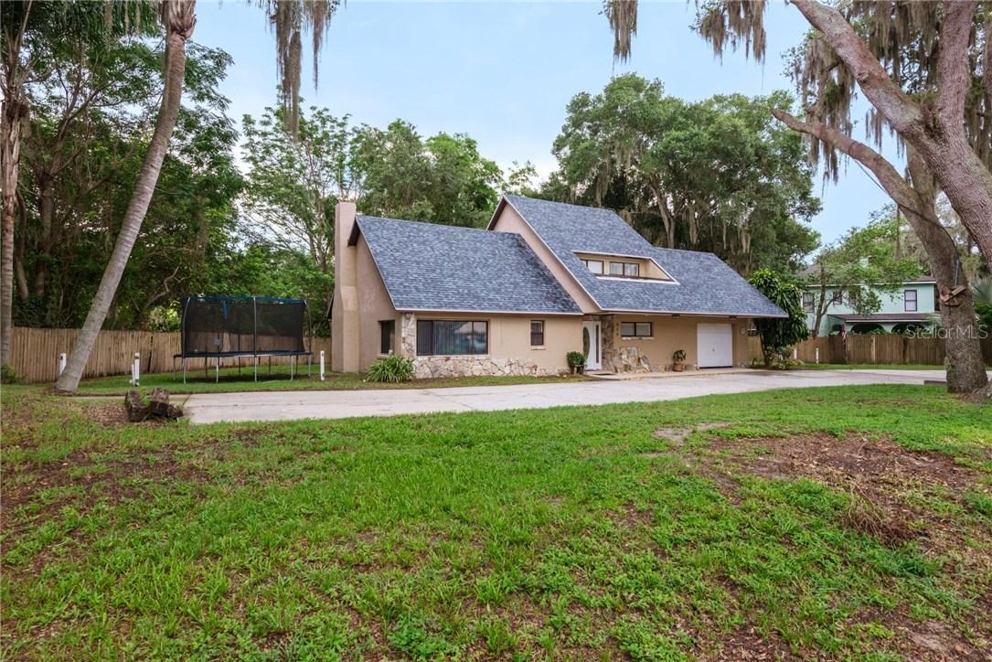 939 Avenue A, Winter Haven, FL 33880