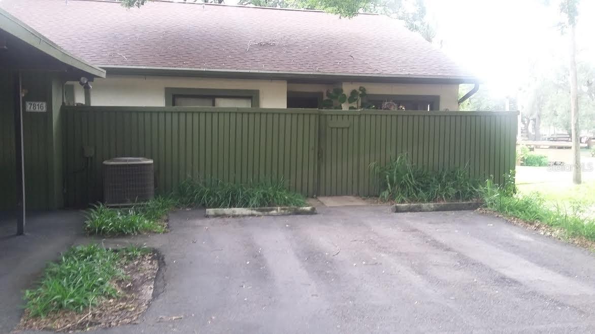 7816 Buryl Ct., Temple Terrace, FL 33637