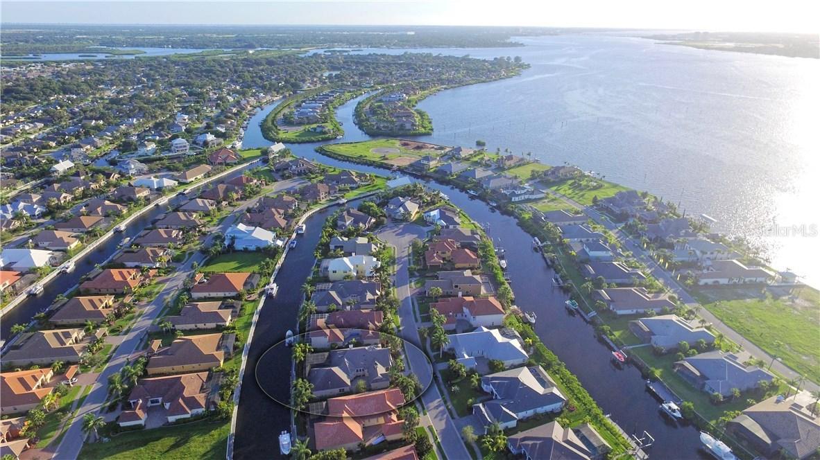 551 Fore Dr., Bradenton, FL 34208