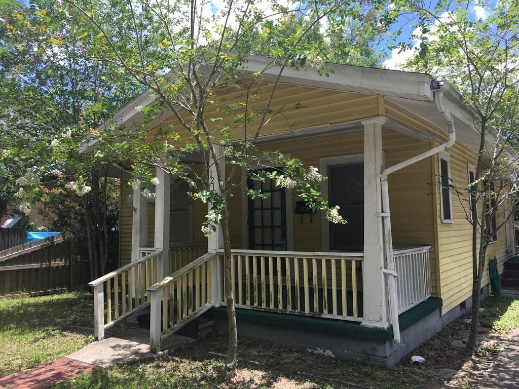 1215 E Mohawk Ave., Tampa, FL 33604