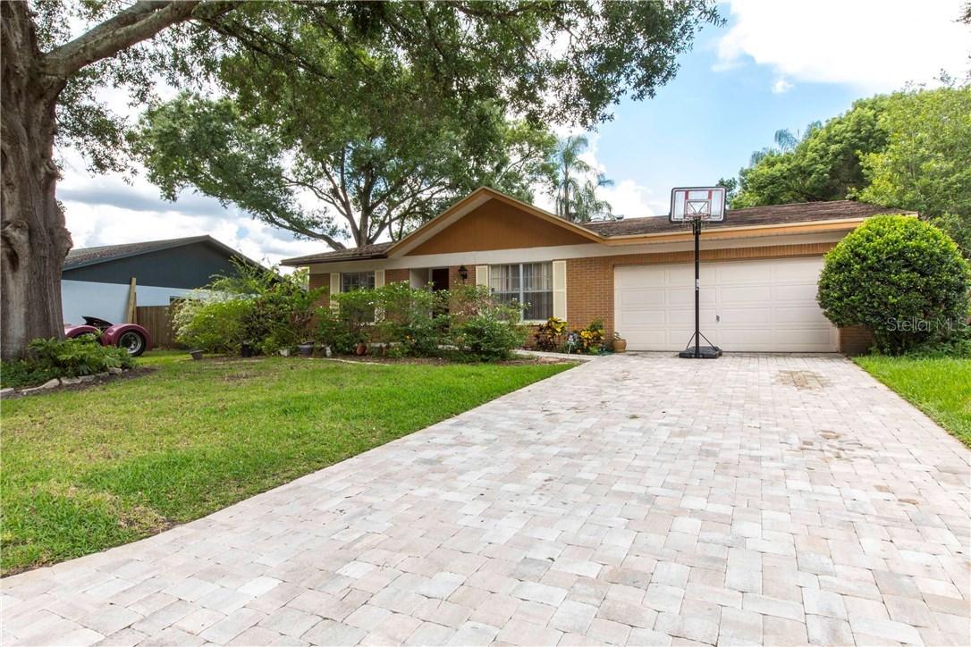 1908 Hunter Ln., Brandon, FL 33510