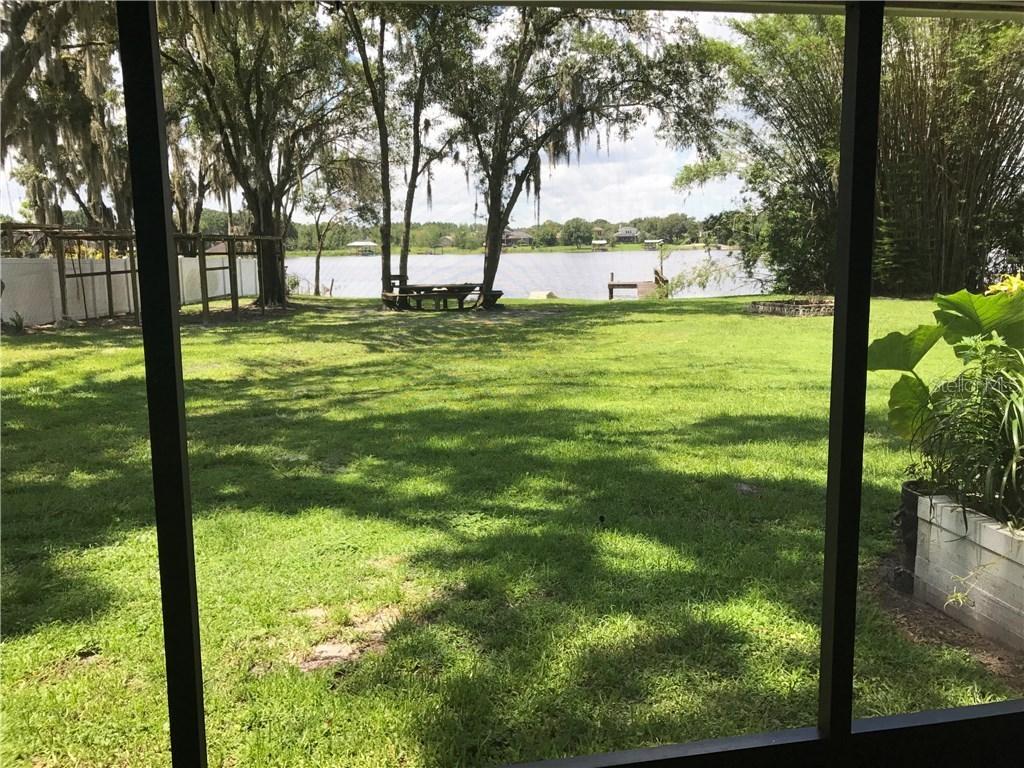 511 E County Line Rd., Lutz, FL 33549