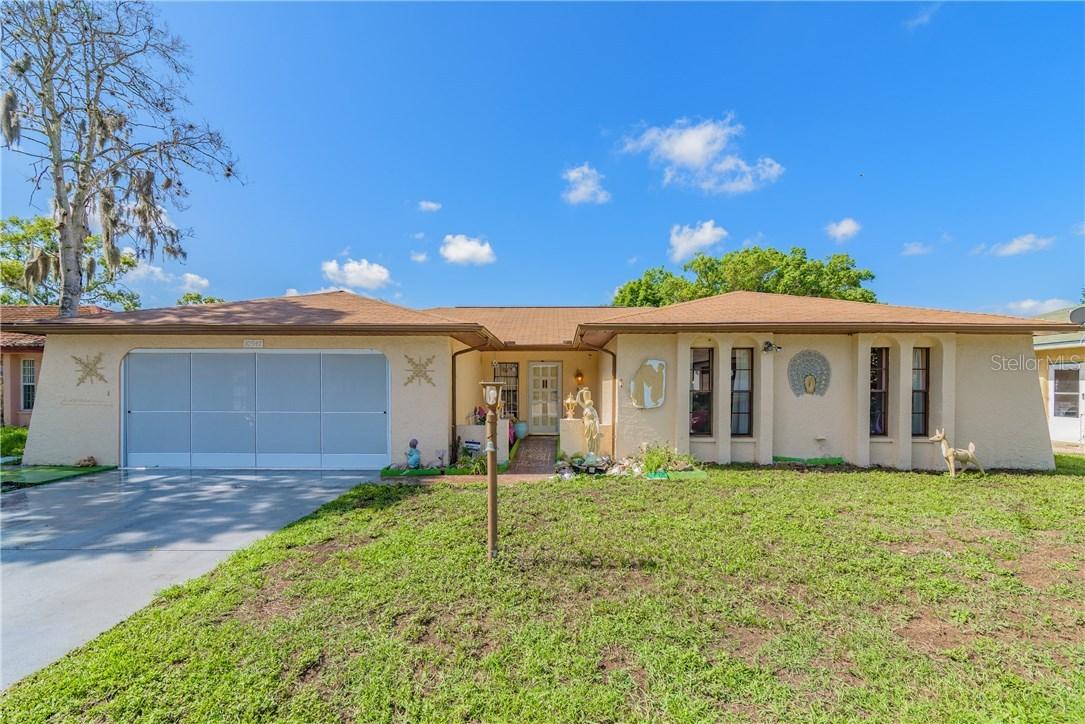 10947 Peppertree Ln., Port Richey, FL 34668