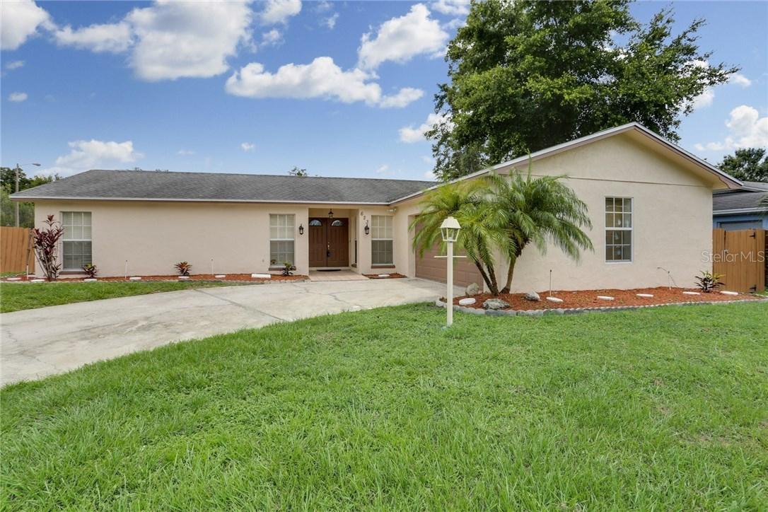 623 Barkfield Loop, Brandon, FL 33511