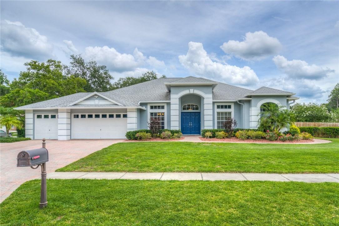17409 Mary Charlotte Pl., Lutz, FL 33549