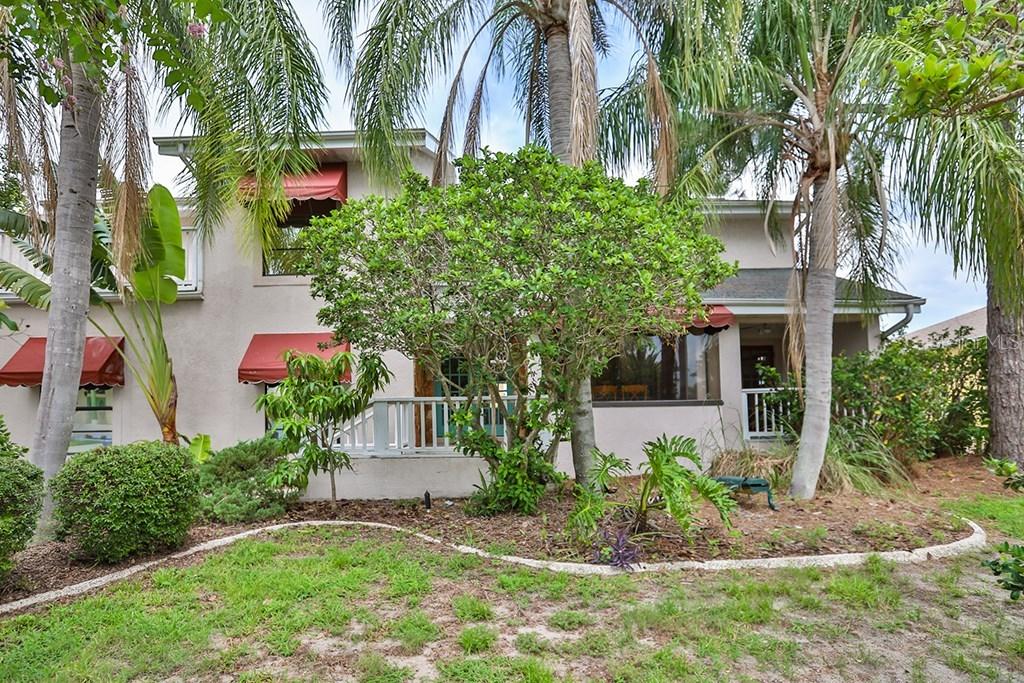 817 Birdie Way, Apollo Beach, FL 33572