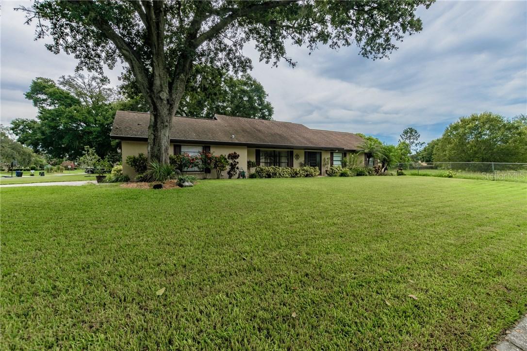 4409 Pawnee Path, Valrico, FL 33594