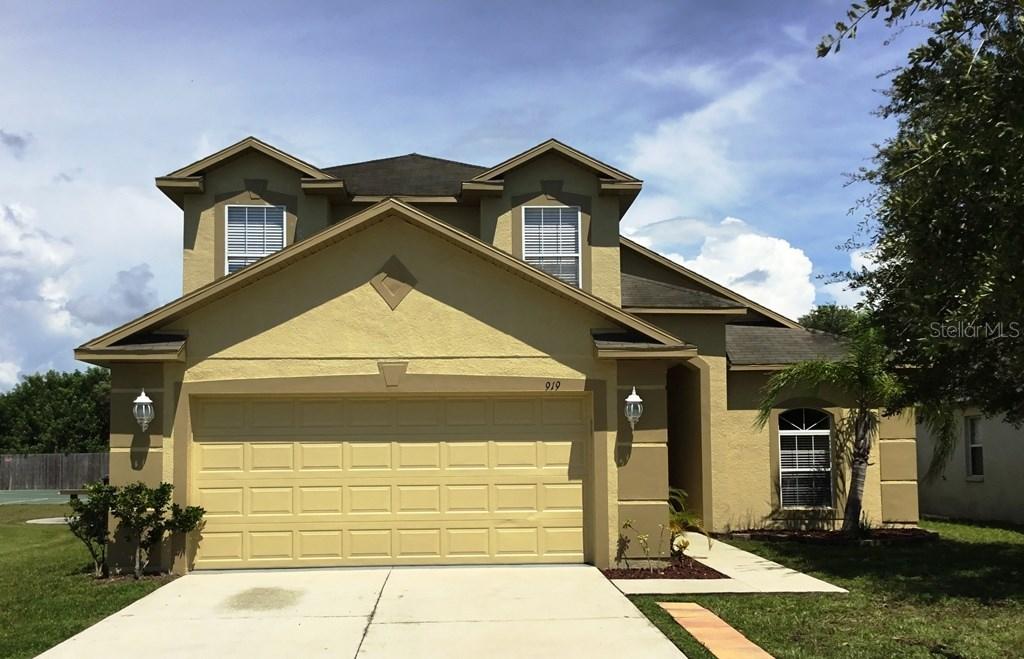 919 Cristelle Jean Dr., Ruskin, FL 33570