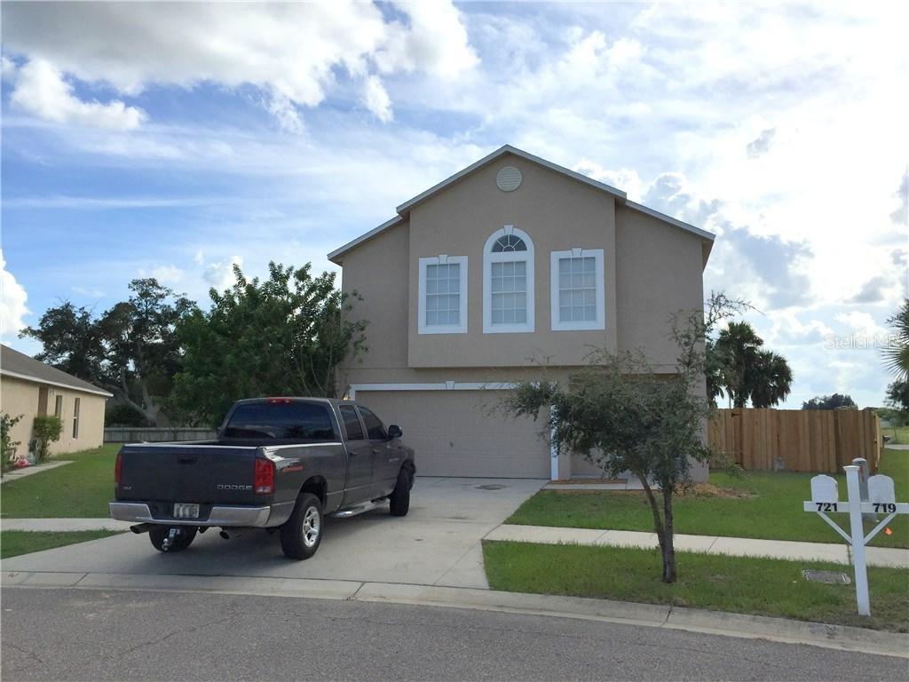 721 Brenton Leaf Dr., Ruskin, FL 33570