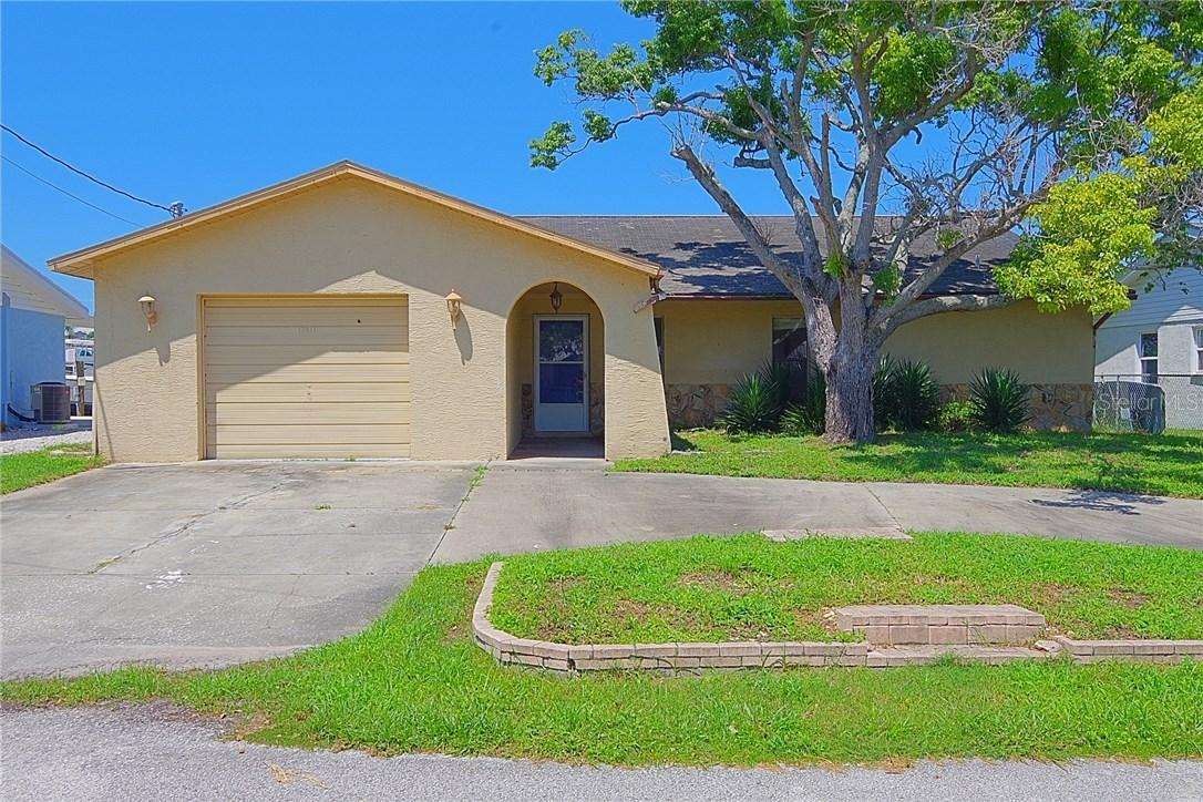 13811 John Casson Ave., Hudson, FL 34667