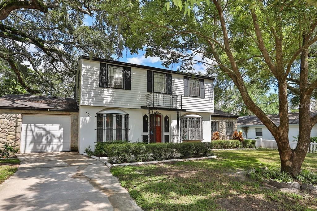306 Glendale Dr., Brandon, FL 33511