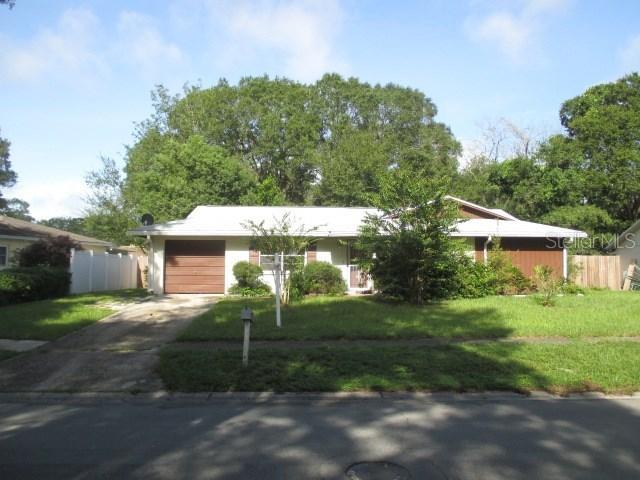 17504 Brandywine Dr., Lutz, FL 33549