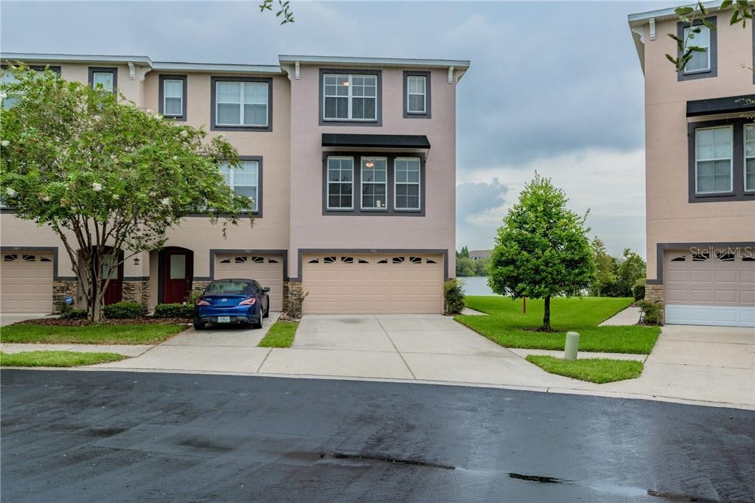 2411 Lexington Oak Dr., Brandon, FL 33511