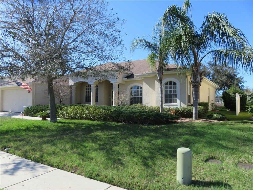 1251 Pristine Pl., Lutz, FL 33549