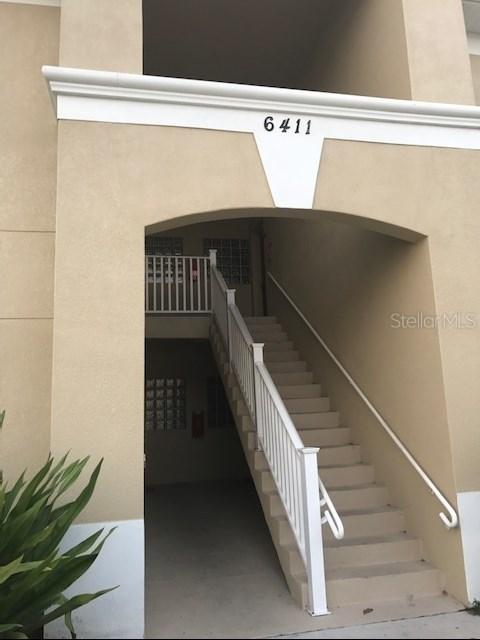 6411 Hollydale Pl. #202, Riverview, FL 33578
