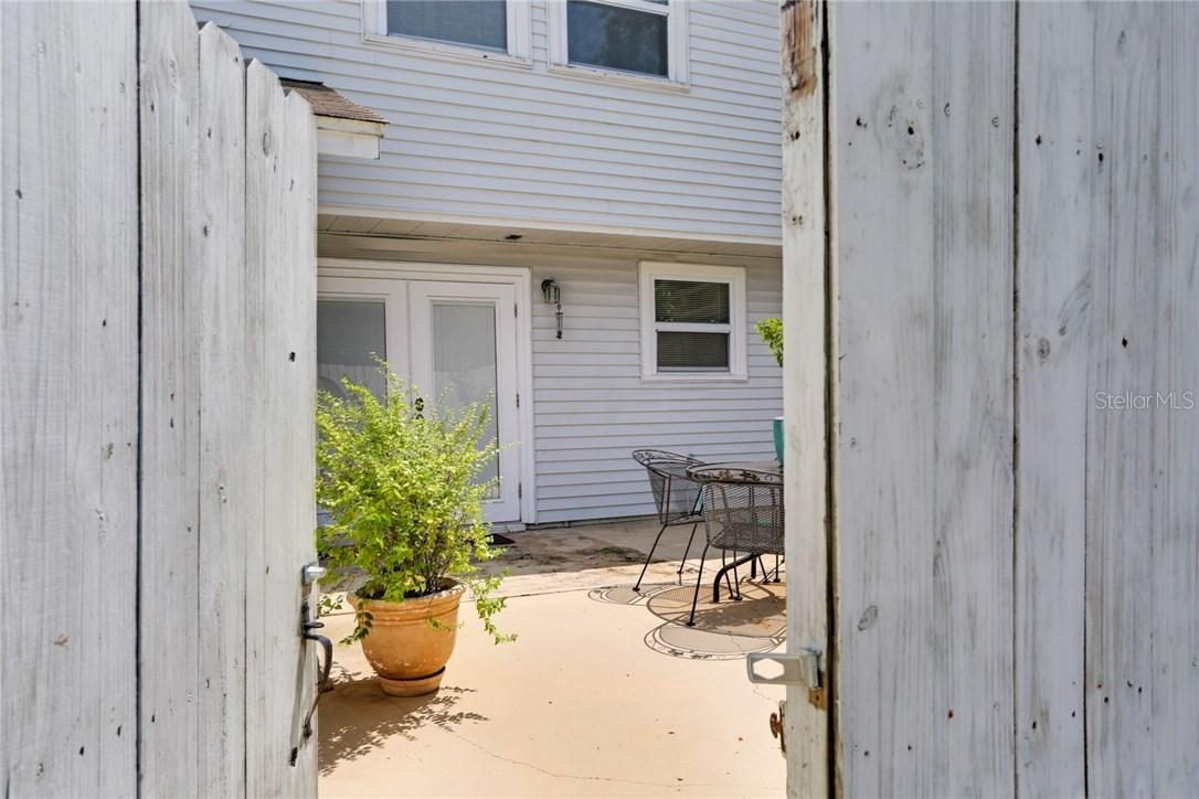 4722 Stonepointe Pl., Tampa, FL 33634