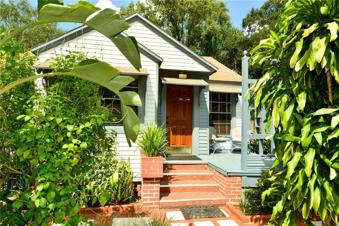 211 W Minnehaha St., Tampa, FL 33604