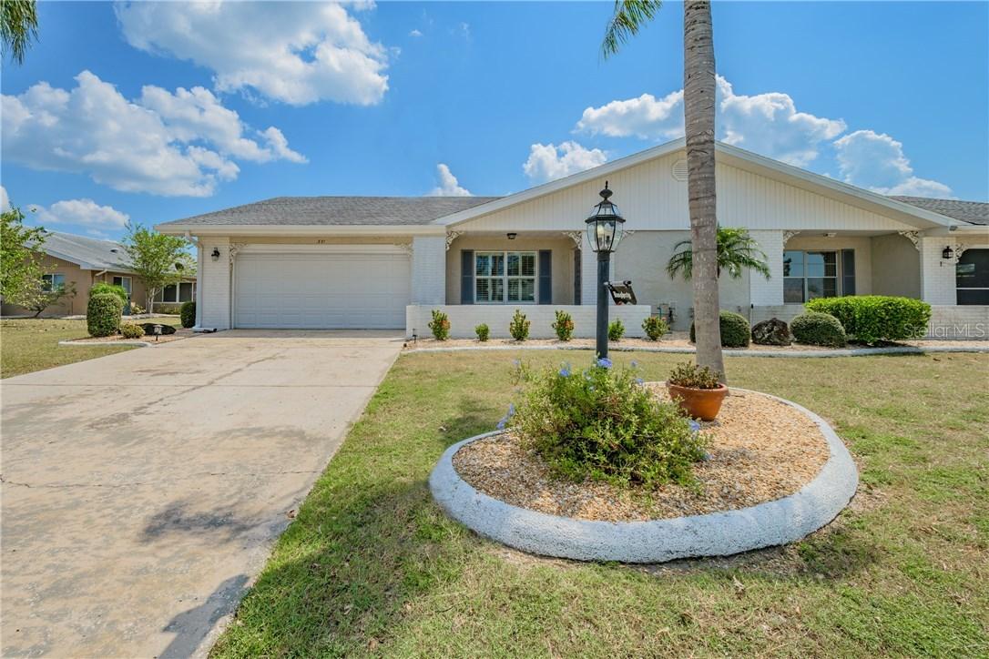 331 Green Manor Dr., Sun City Center, FL 33573