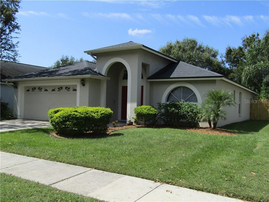 2009 Thornbush Pl., Brandon, FL 33511